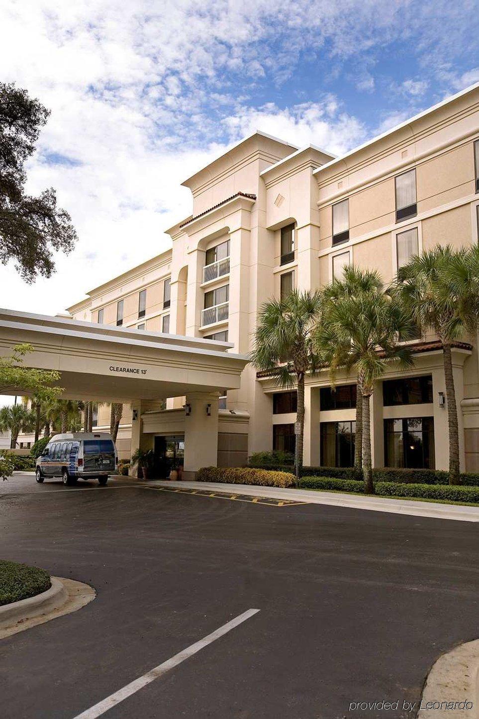 Hotel Hampton & At Mary Colonial Townpark Lake Mary