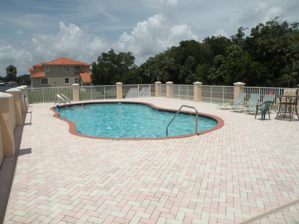 Holiday home Tradewinds Marina