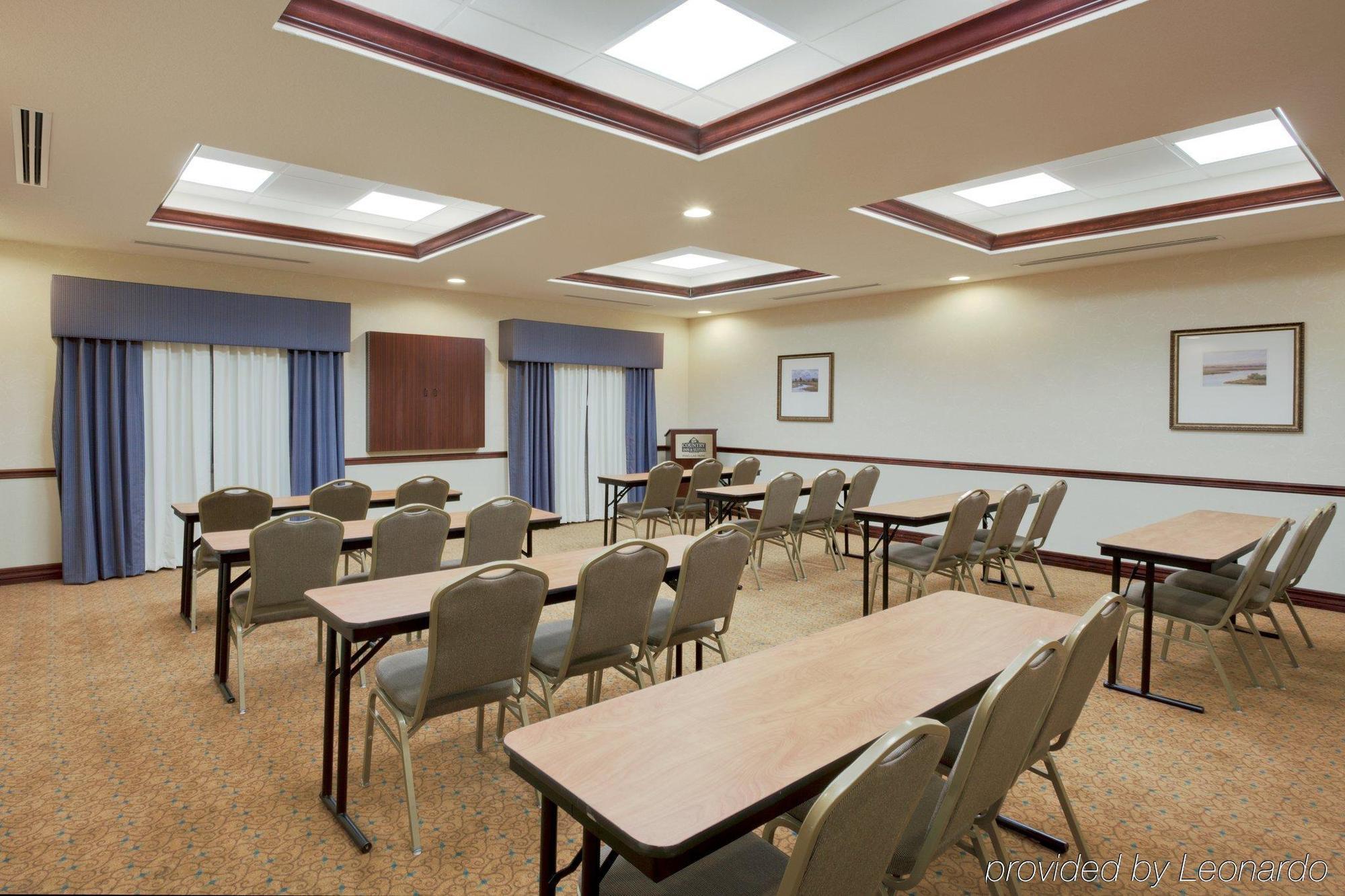 Country & By Radisson, St Petersburg - Clearwater, Fl Hotel Pinellas Park