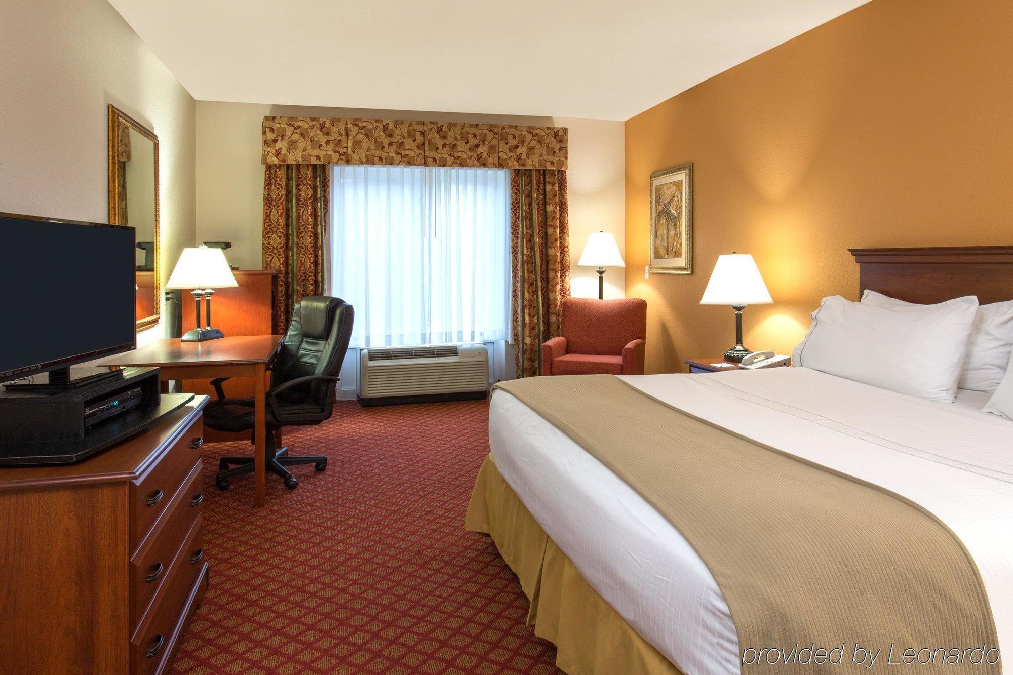 Express - Ocala By Ihg Hotel Silver Springs