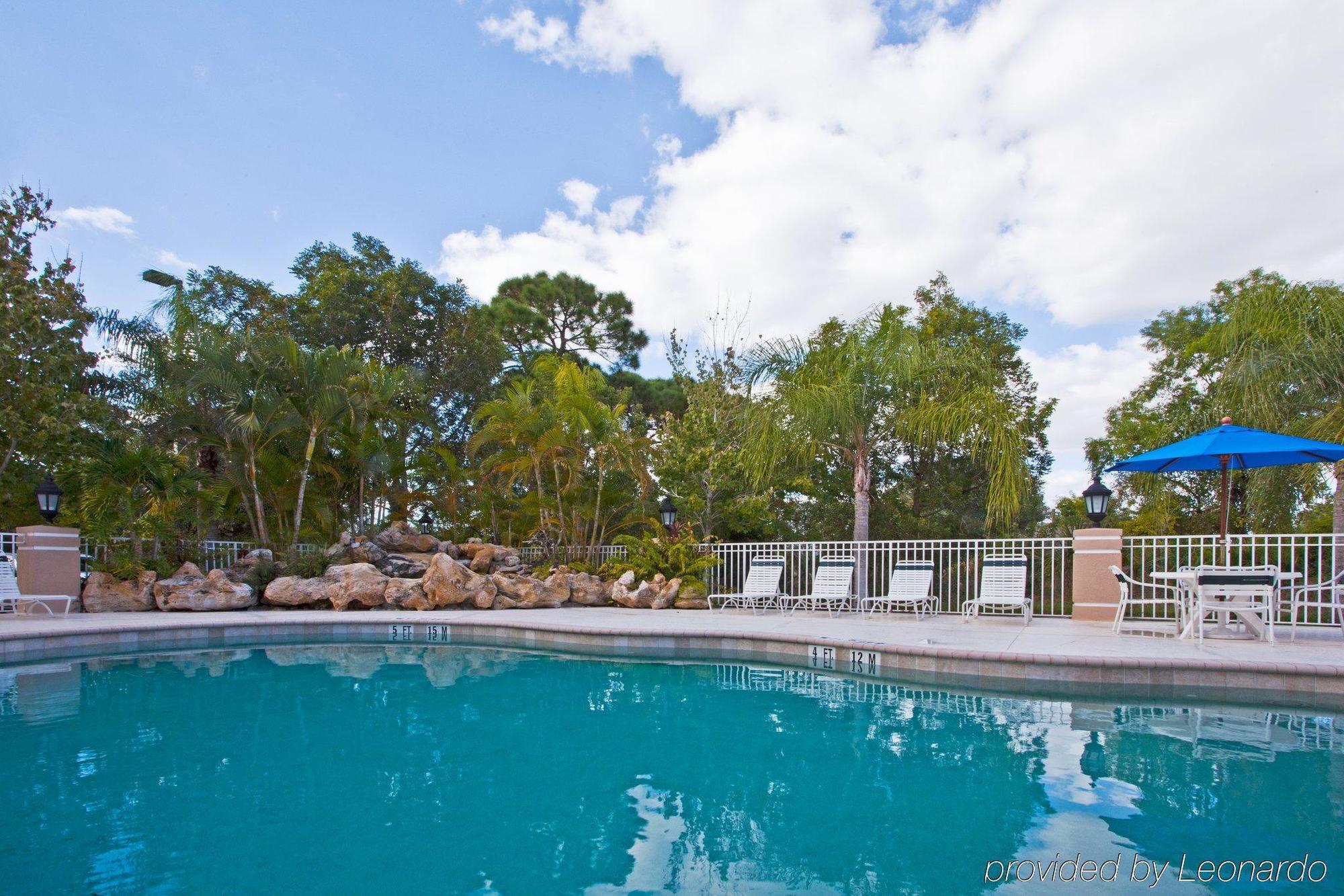 Express & Bonita Springs/naples By Ihg 3*