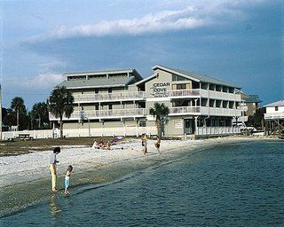Aparthotel Cedar Cove Beach And Yacht Club 3*