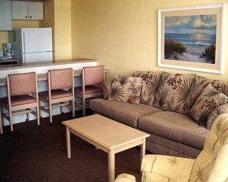 Shores Club Hotel