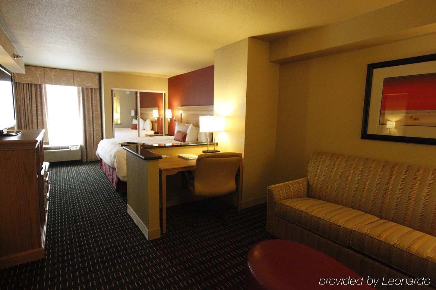 Hampton Pensacola-airport Hotel 3*