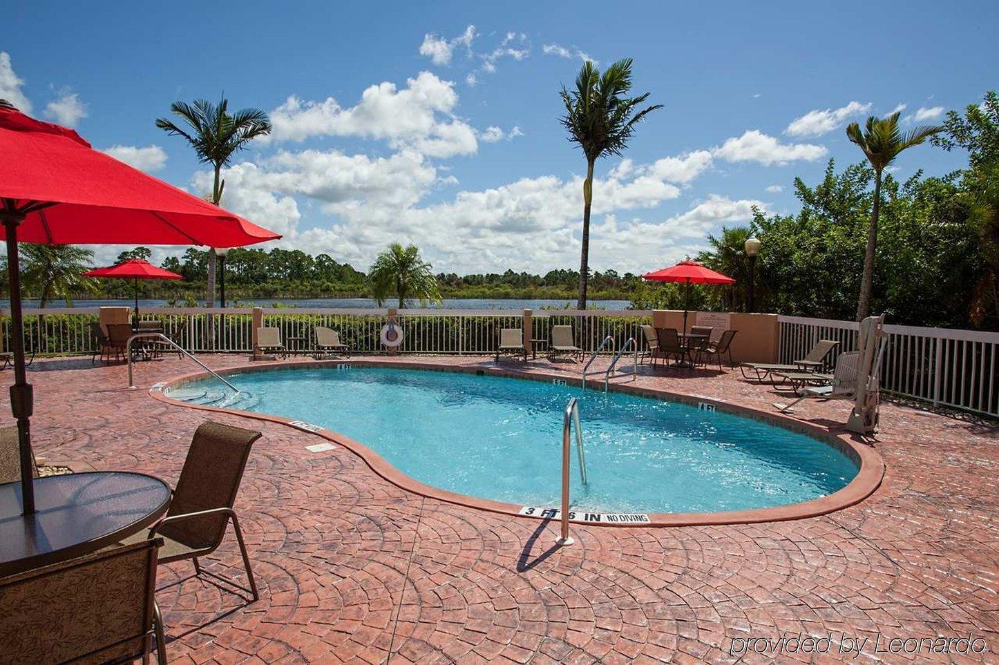 Hampton Hotel
