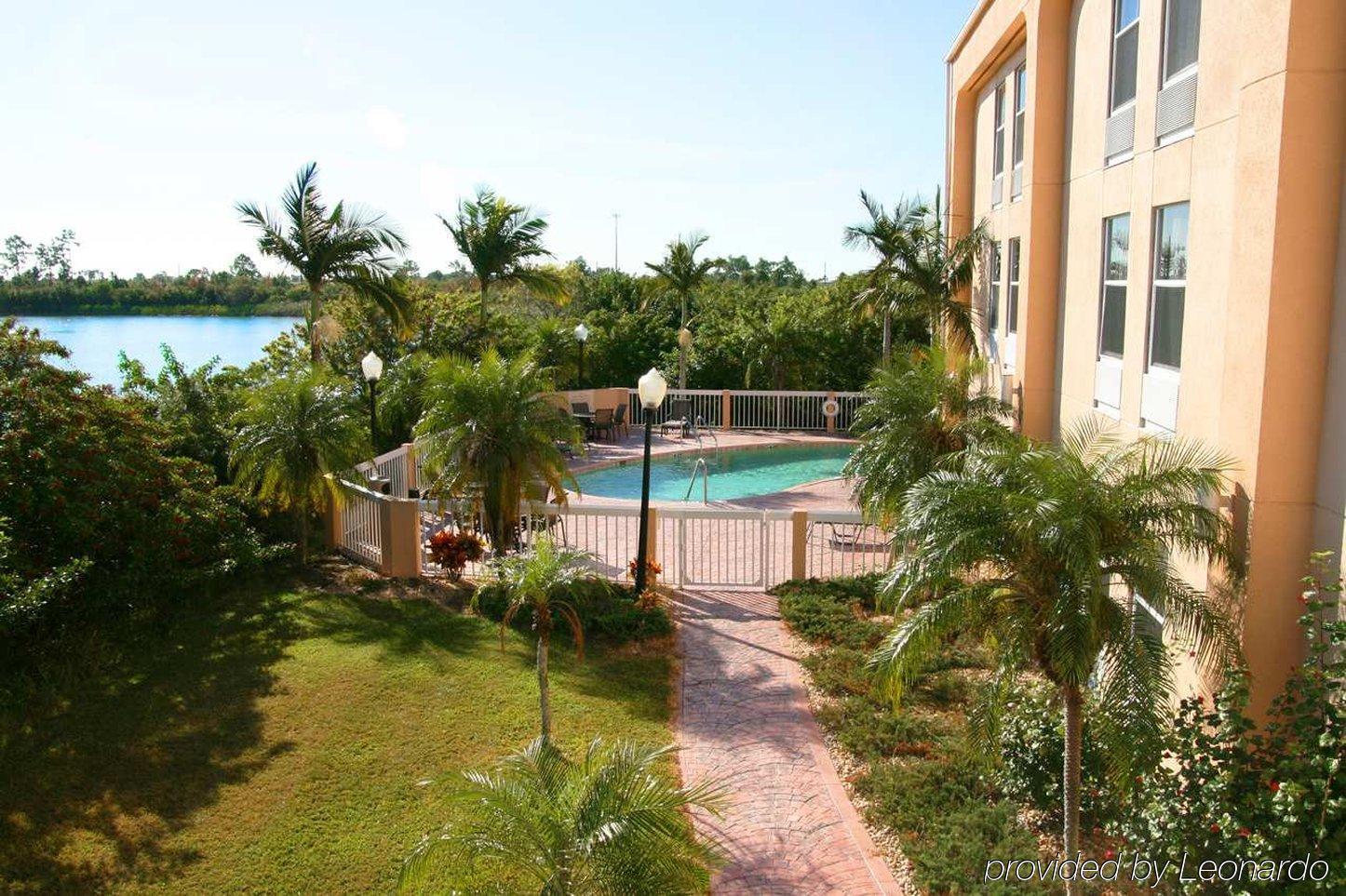Hampton Hotel