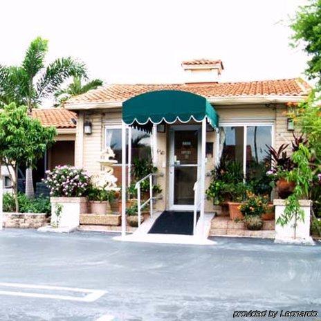 Parkview Motor *