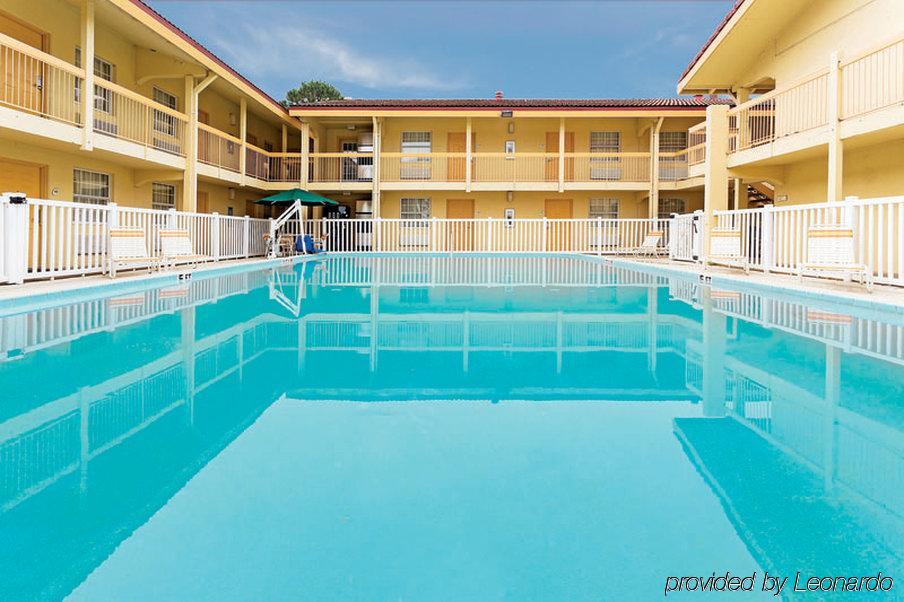 Days By Wyndham Baymeadows Motel 2*