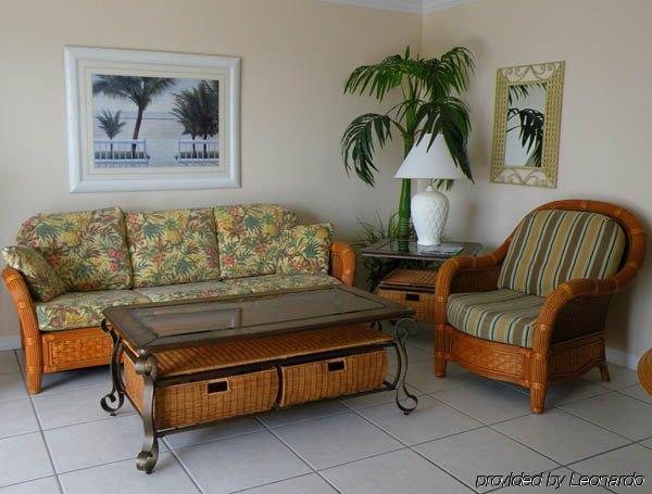 Surf Treasure Island Aparthotel St. Pete Beach