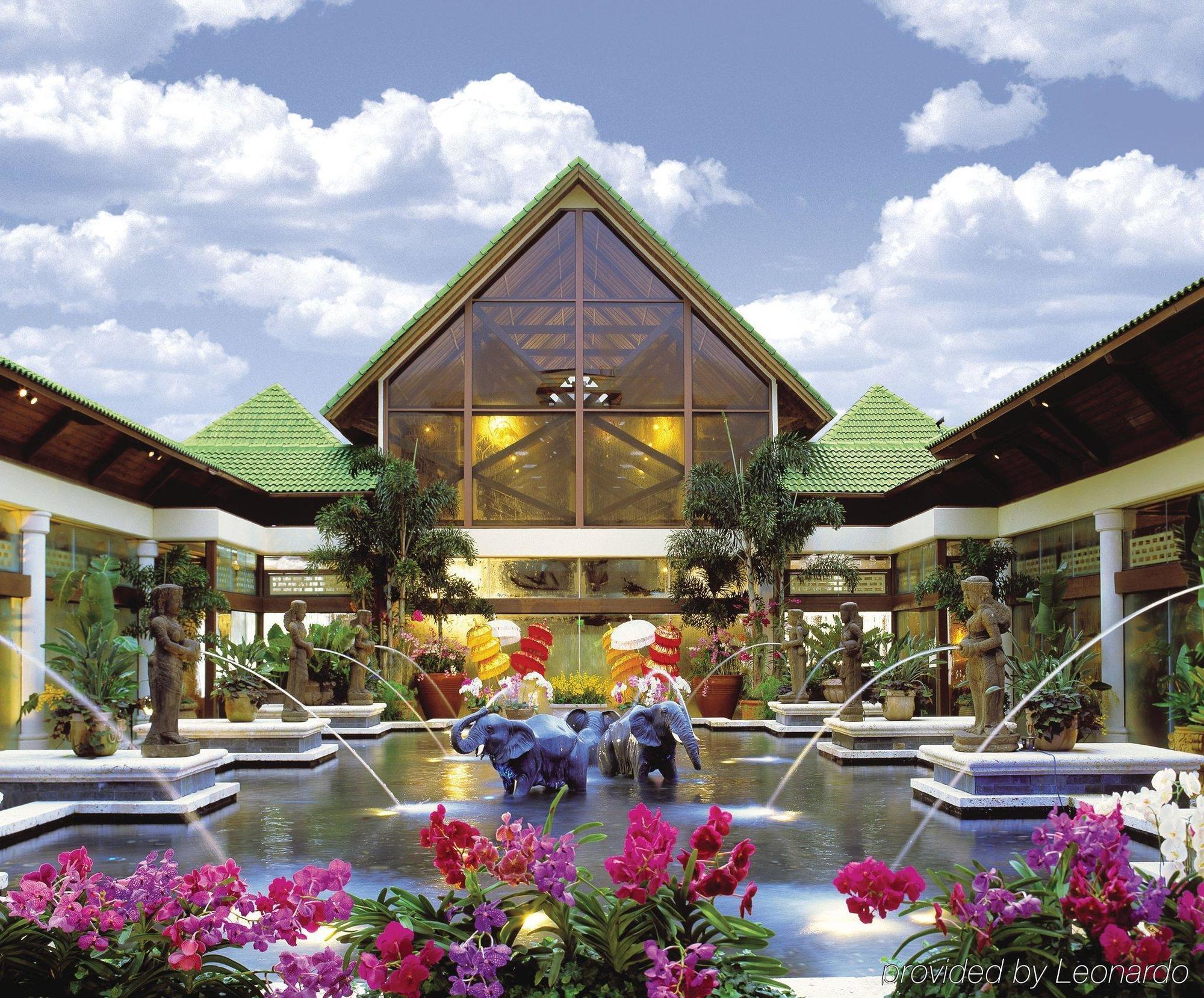 Universal's Loews Royal Pacific Resort Orlando