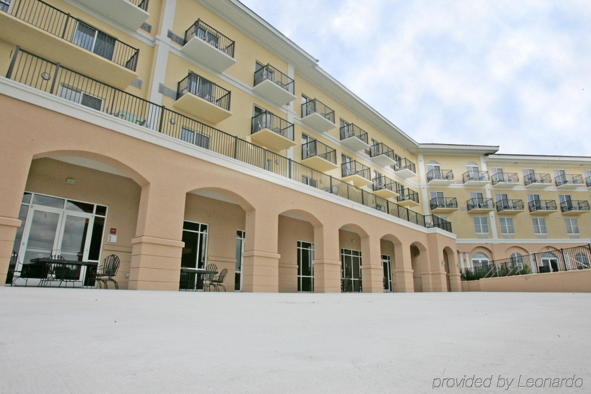 Hotel Seven Raceway Sebring