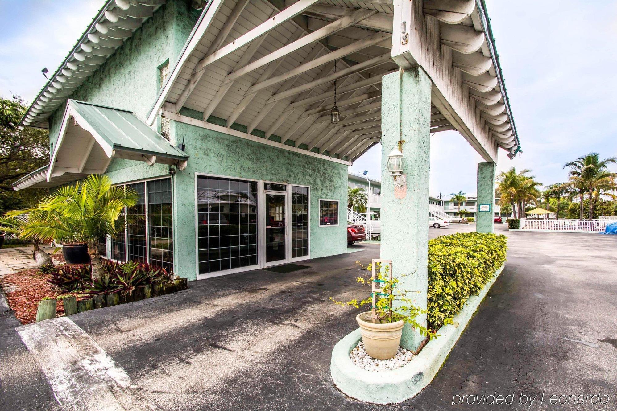 Econo Cocoa - Near The Port Lodge Cocoa Beach