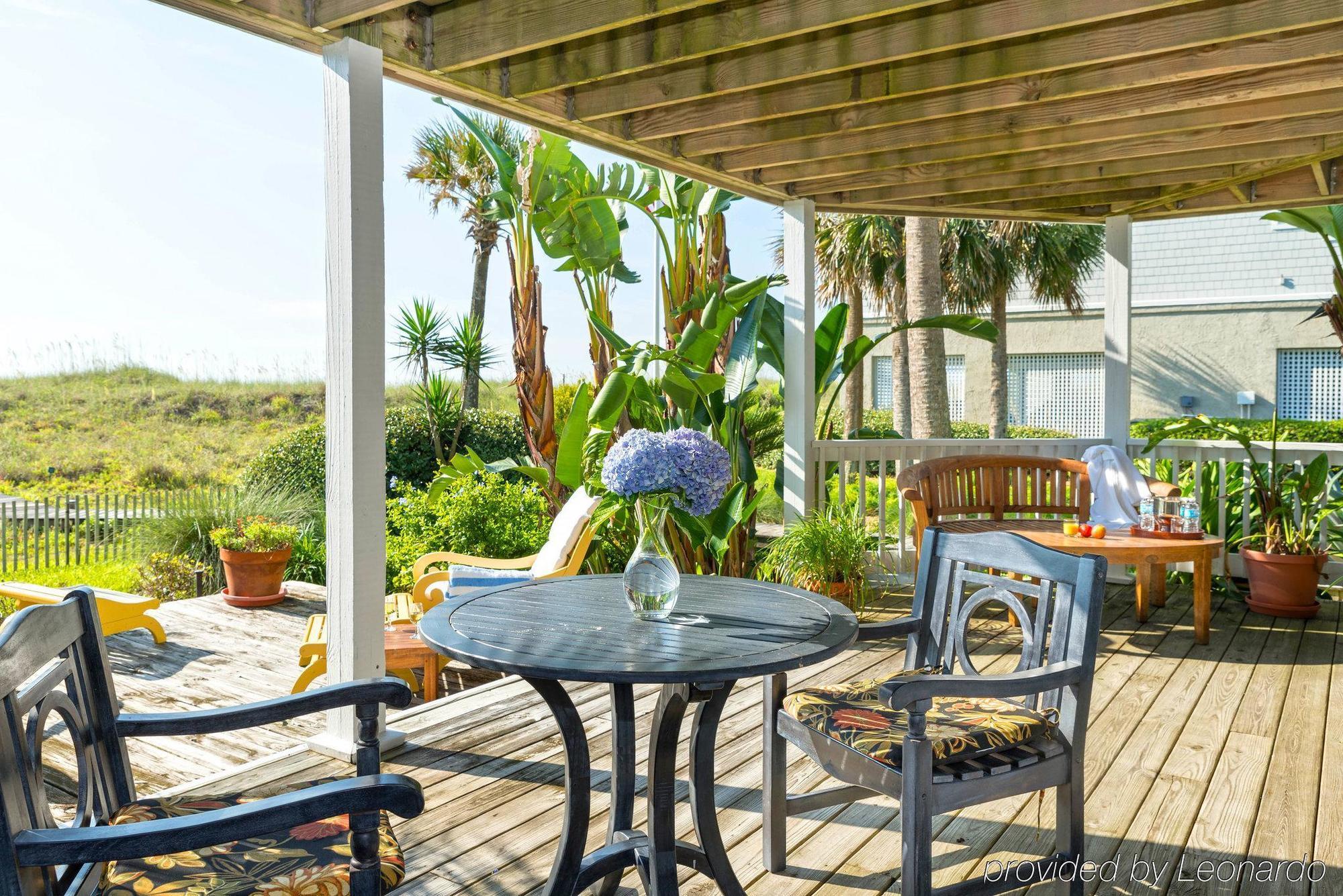 Elizabeth Pointe Hotel 3*