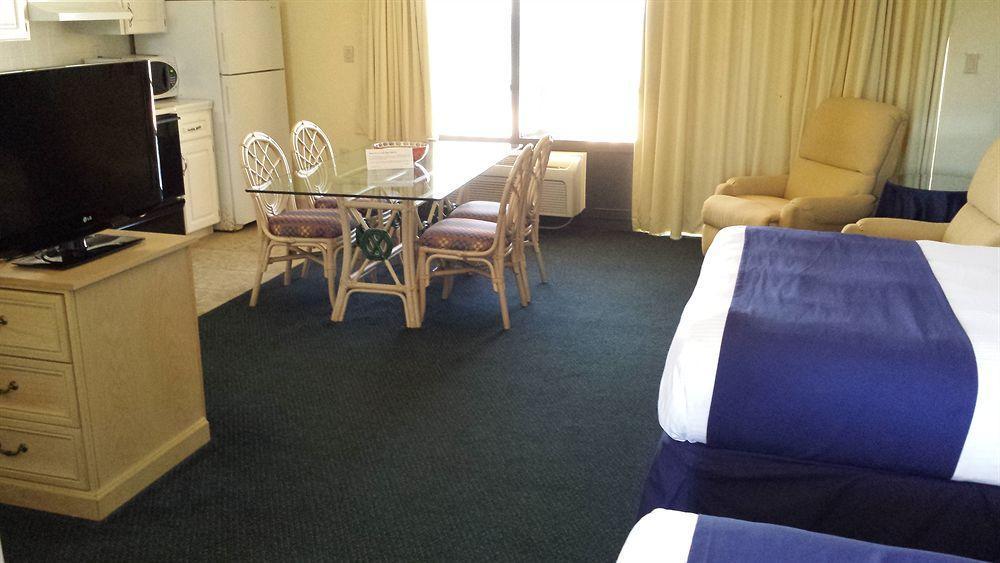 Resort Shoreline Island - Exclusively Adult 3*