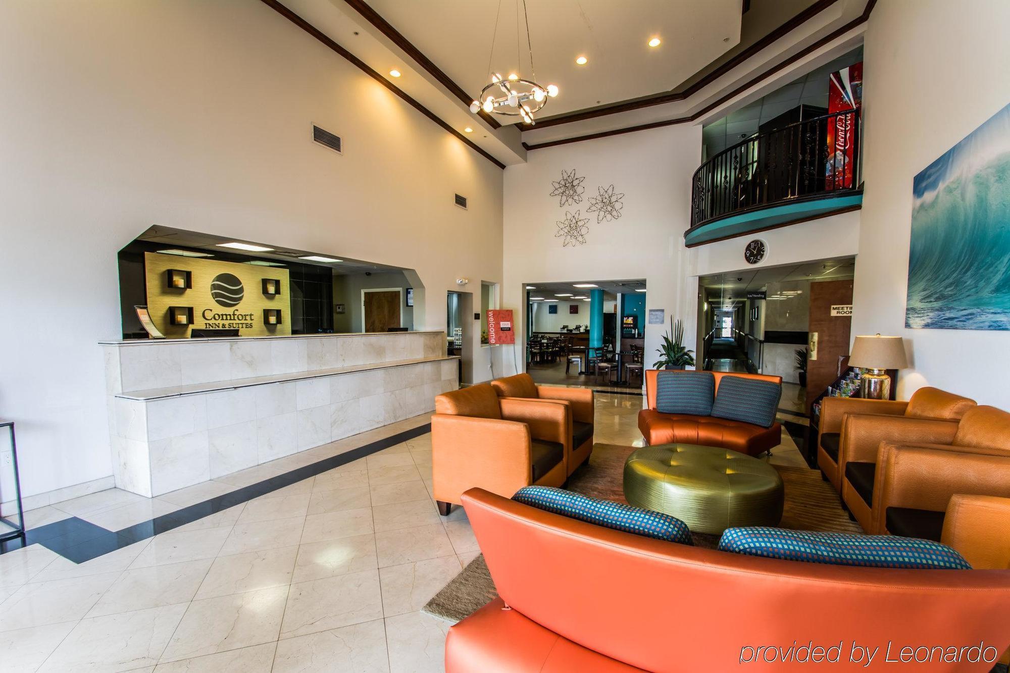 Comfort & Lauderdale West Turnpike Hotel 2*