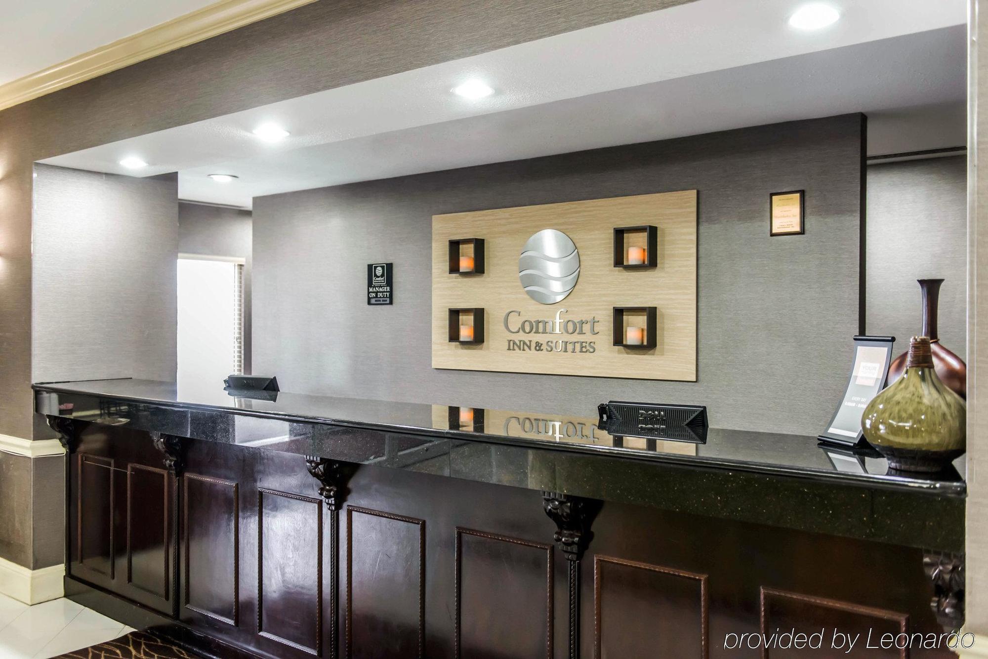 Comfort & I-10 Hotel