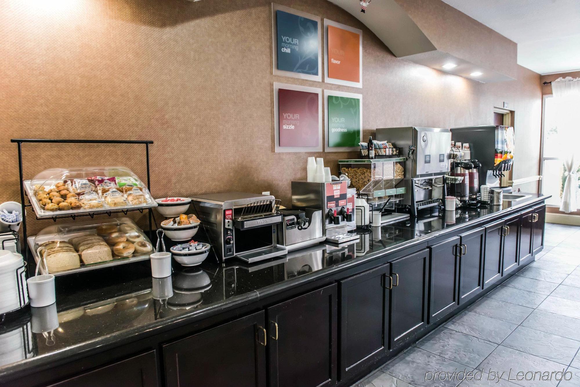 Hotel Comfort & I-10