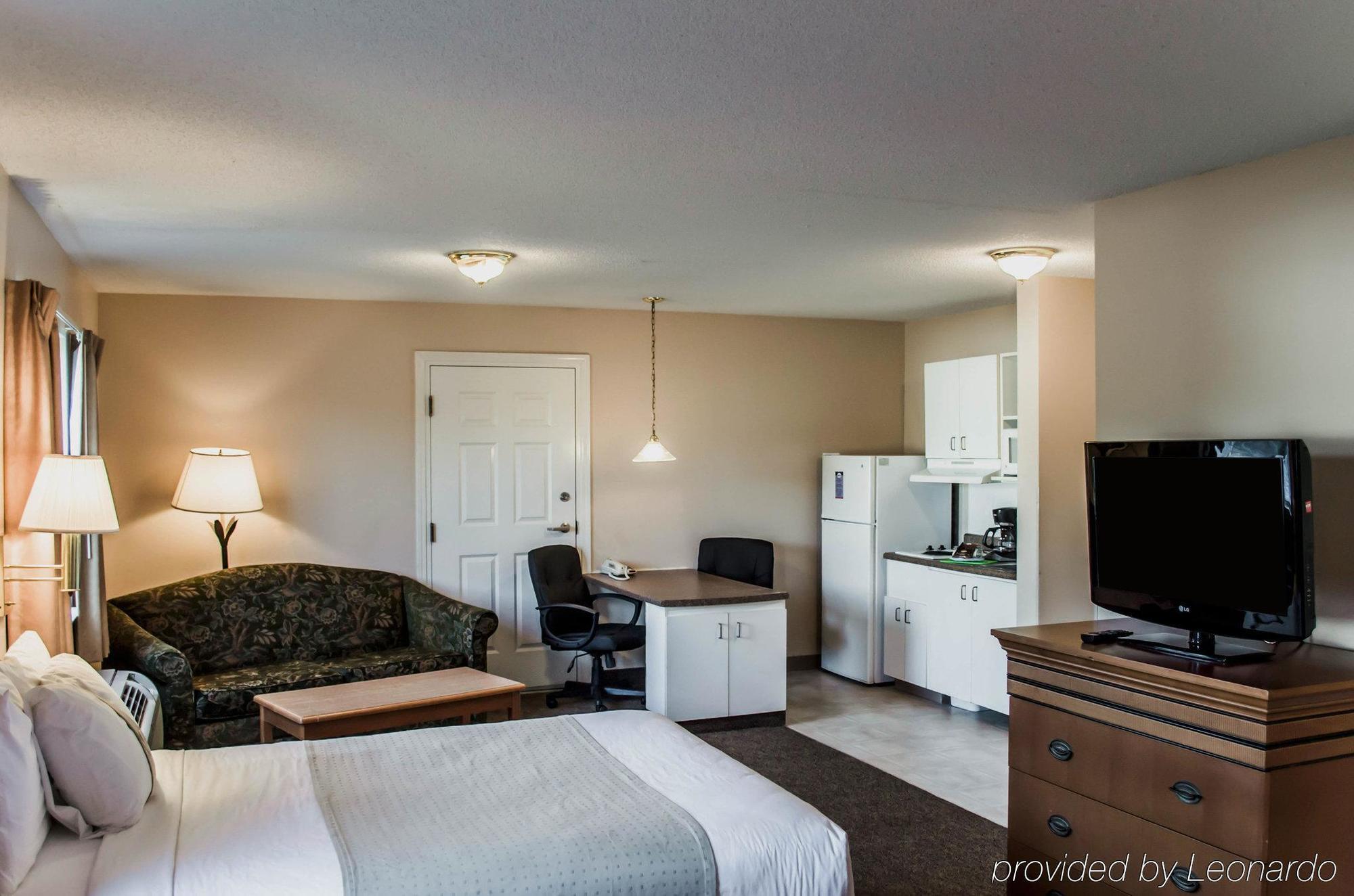 Suburban Extended Naval Base Area Hotel 2*