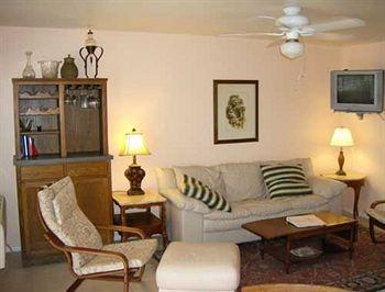 Mango Street Bed & Breakfast Fort Myers Beach