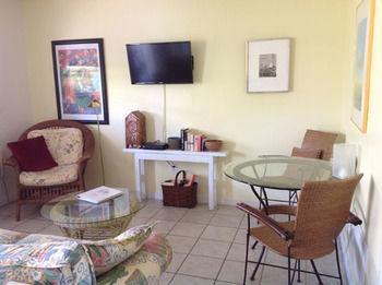 Mango Street Bed & Breakfast Fort Myers Beach