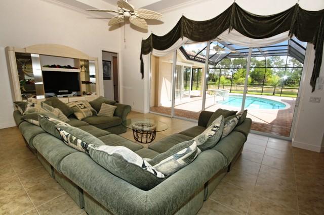 Universal Myers Villa Fort Myers