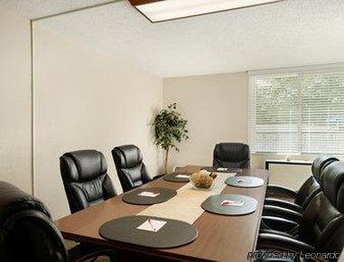 Wyndham Garden Capitol Near Fsu 3* Tallahassee