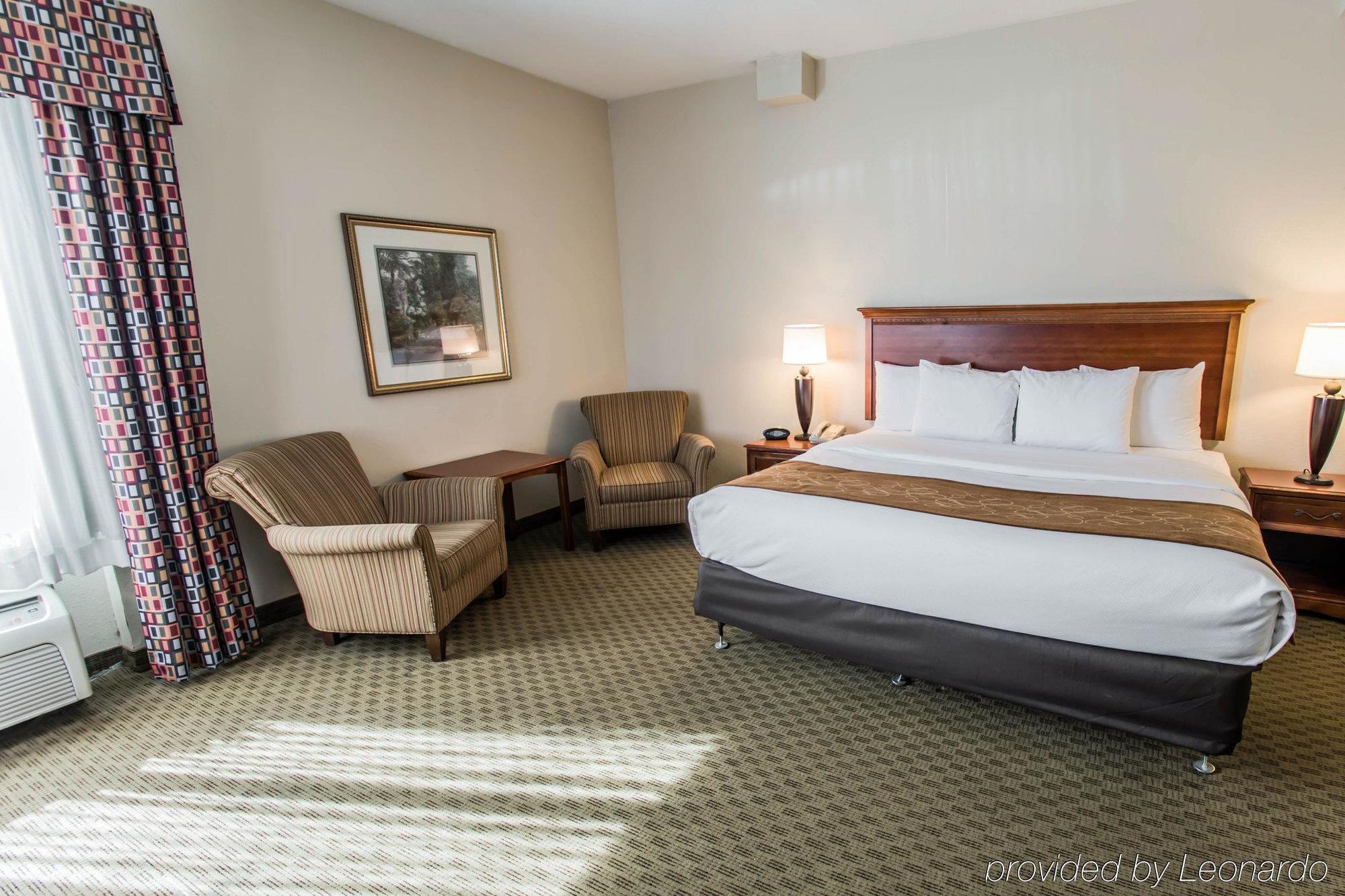 Hotel Comfort Baymeadows Near Butler Blvd