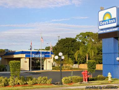 Days By Wyndham Hotel Melbourne