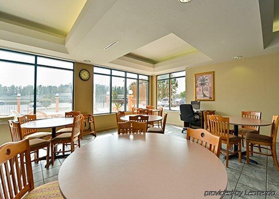 Rodeway Inn 3*