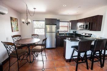 Makani House 333