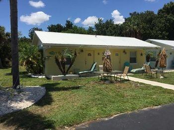 Tropical Bay Extend A Suites 2*