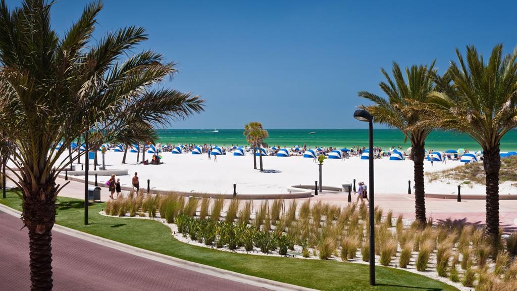 Country & By Radisson, St Petersburg - Clearwater, Fl 3*