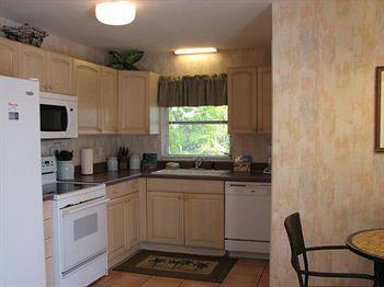 Sunshine Island - Adults Only Inn 2*