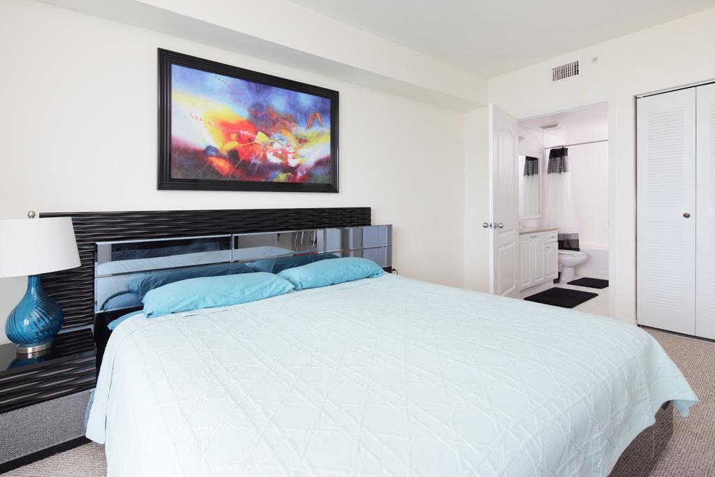 Miami Waterfront Apartment Sunny Isles Beach
