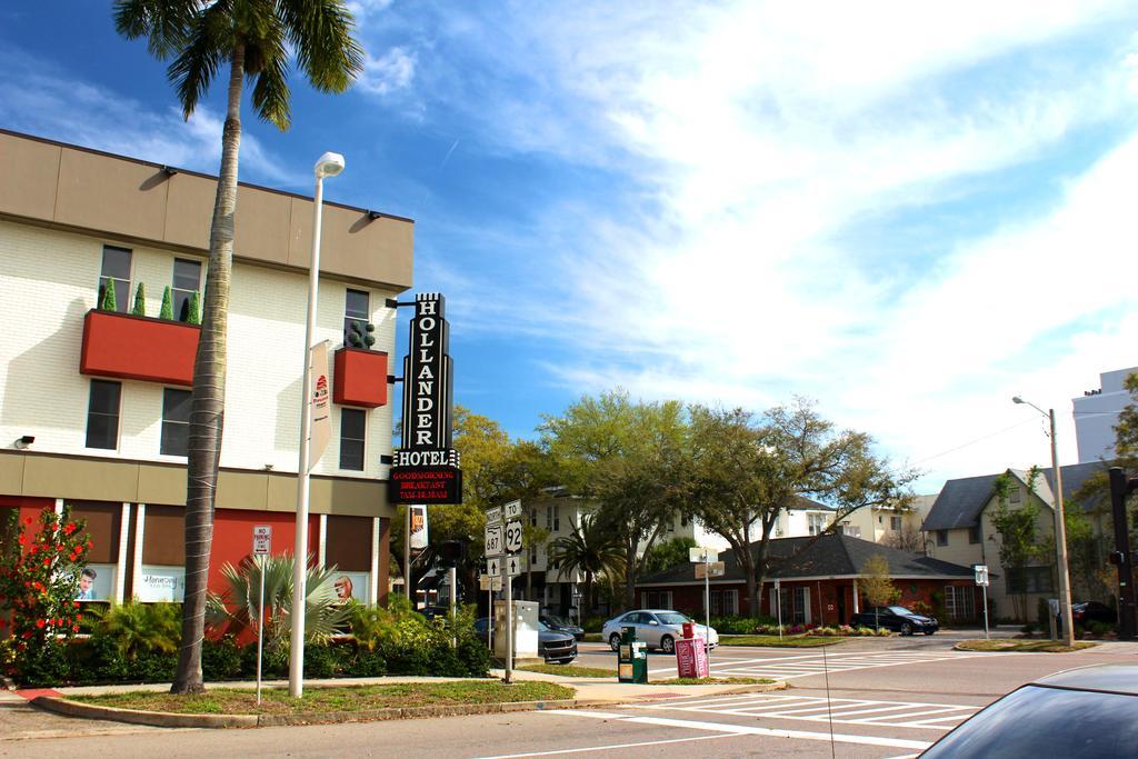Hollander - Downtown 3*