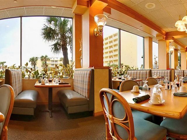 Resort Laplaya & Daytona Beach