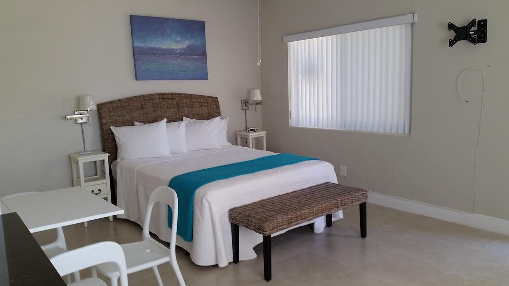 Broadwalk Oceanside Hotel 3*