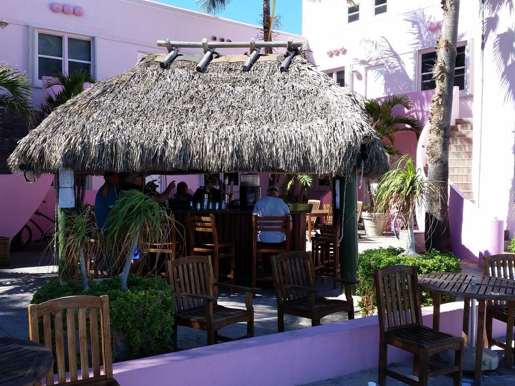 Broadwalk Oceanside Hotel 3*
