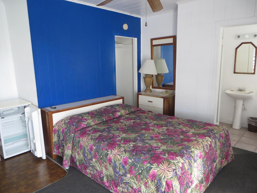 Royal Palms Motel 2*