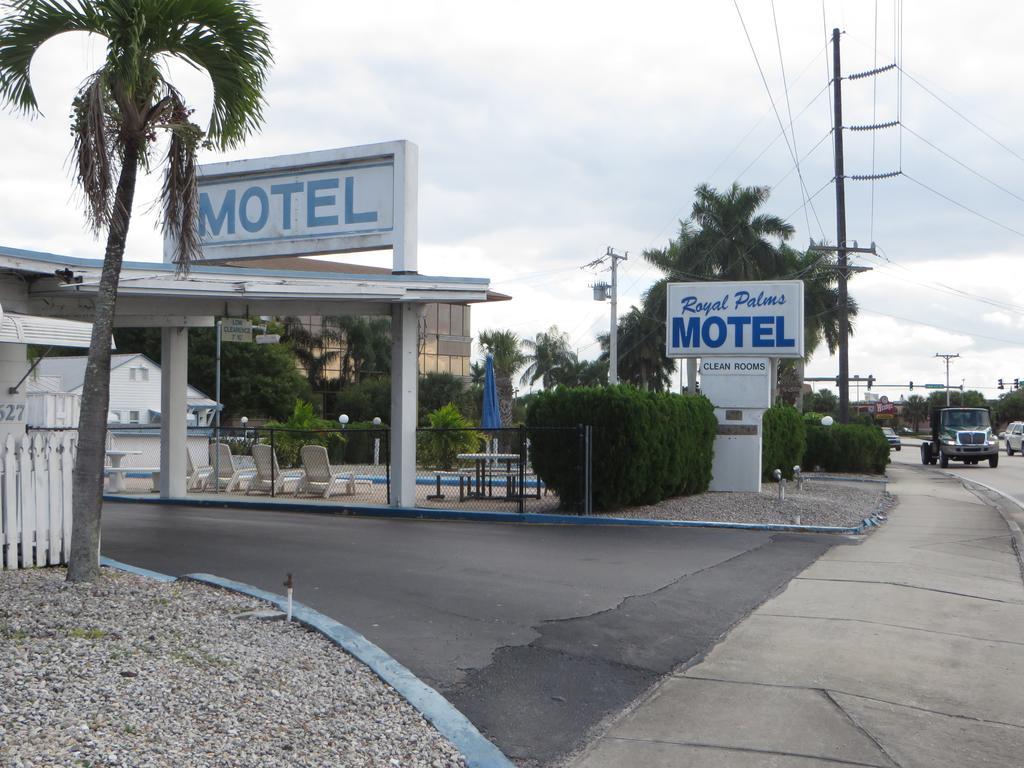 Motel Royal Palms