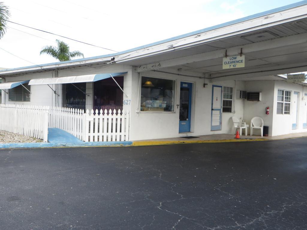 Royal Palms Motel Stuart