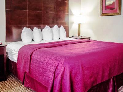 6 Pensacola, Fl - West I-10 Hotel