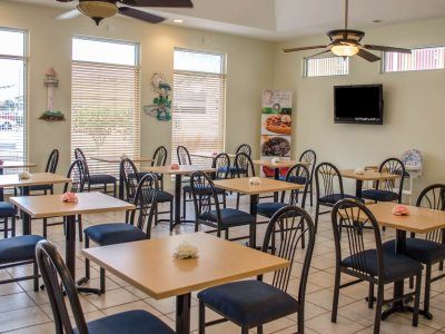 Quality N.a.s.-corry Hotel Pensacola