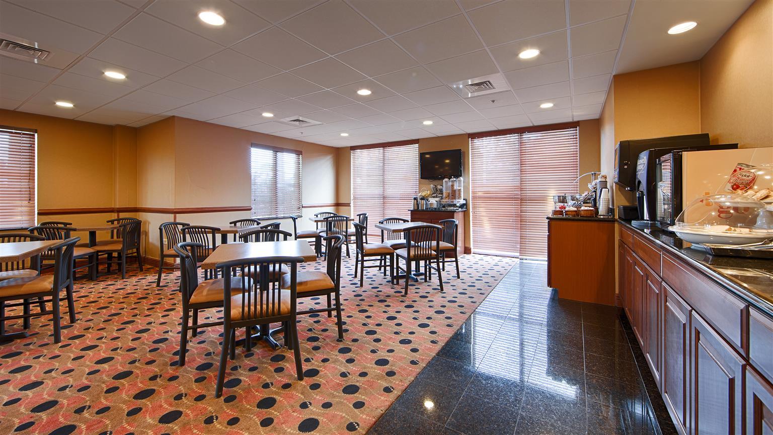 Days & By Wyndham Pierce I-95 Hotel Fort Pierce