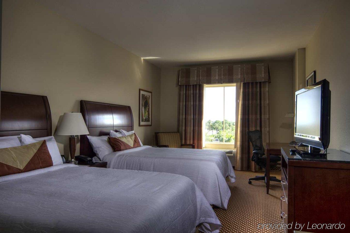 Hilton Garden Palm Gardens 3*