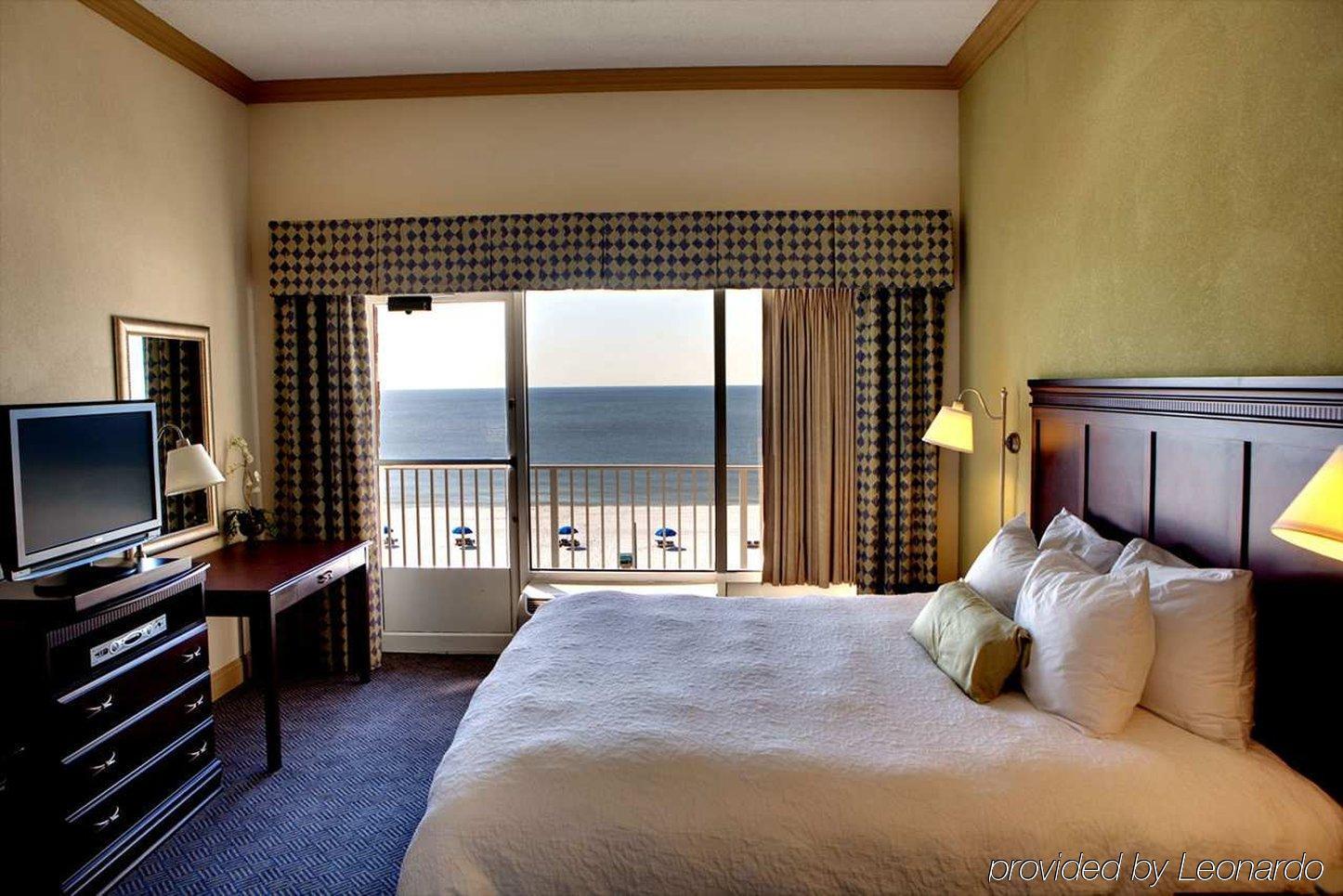 Hampton Pensacola