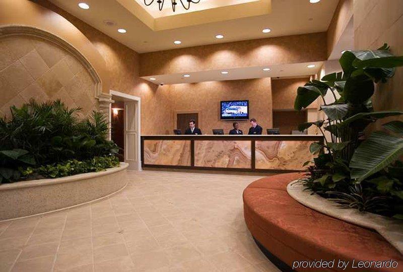 Embassy By Hilton Downtown Convention Center Hotel Tampa