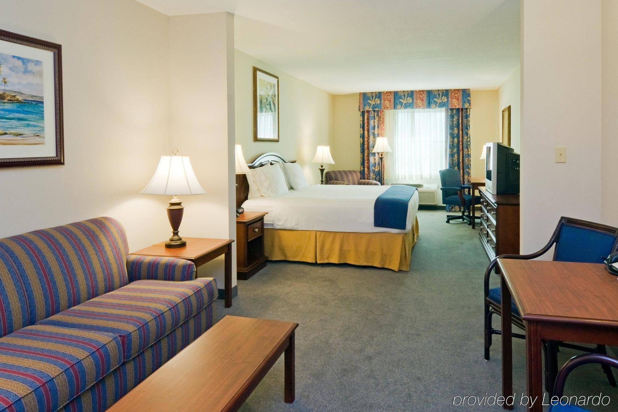Express & Miami By Ihg Hotel Kendall