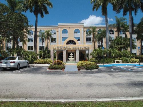 La Quinta By Wyndham South