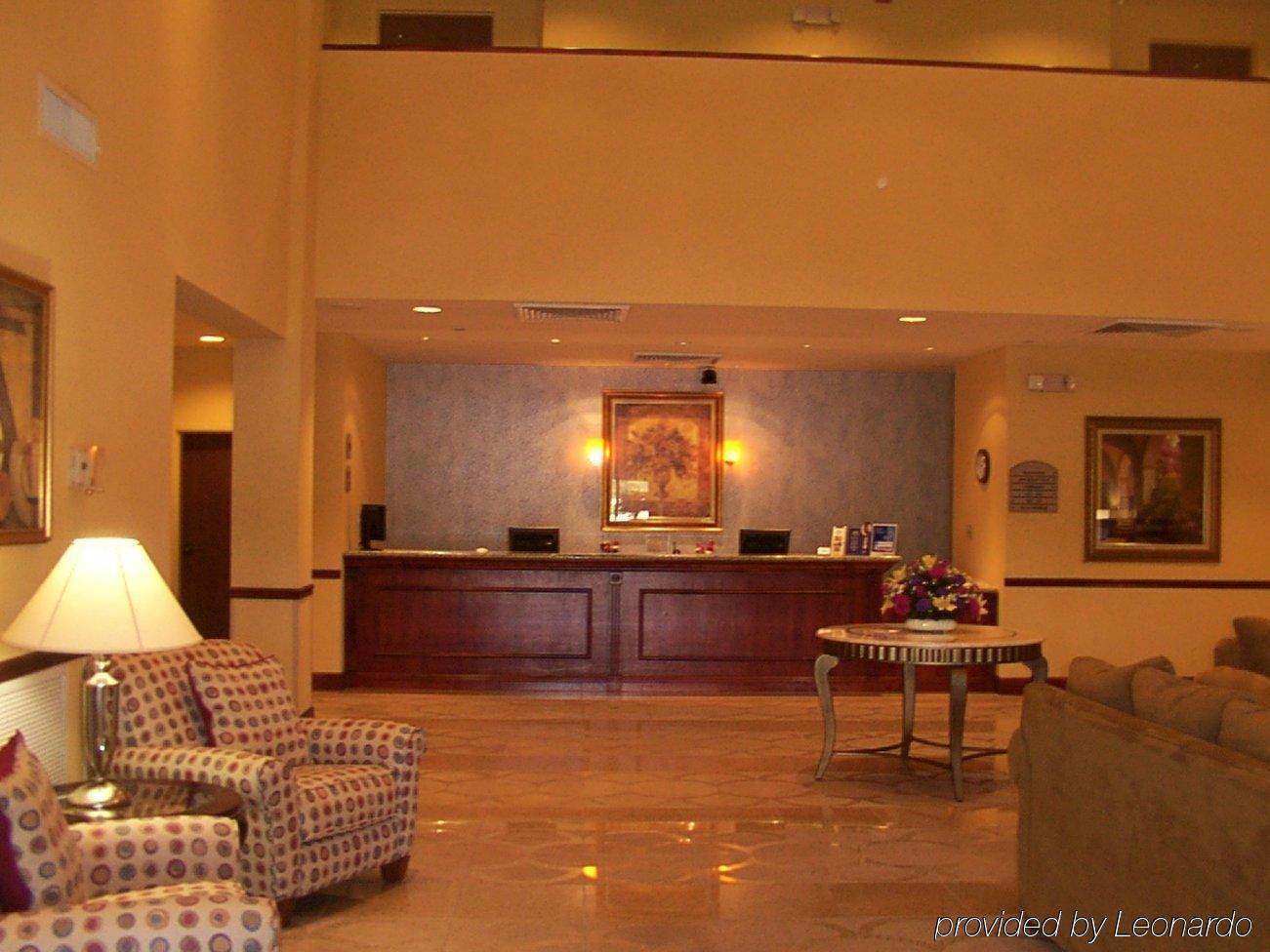 Hotel Express & By Ihg 2*
